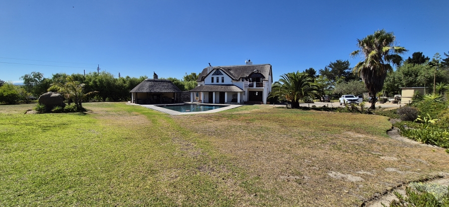 4 Bedroom Property for Sale in Cape Farms Western Cape